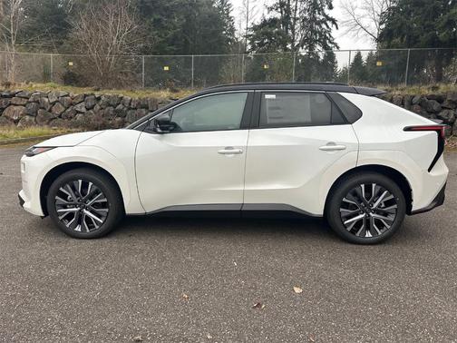 2026 Subaru Solterra Touring