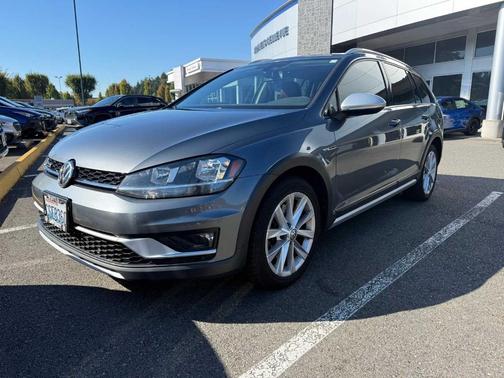 2018 Volkswagen Golf Alltrack TSI SE