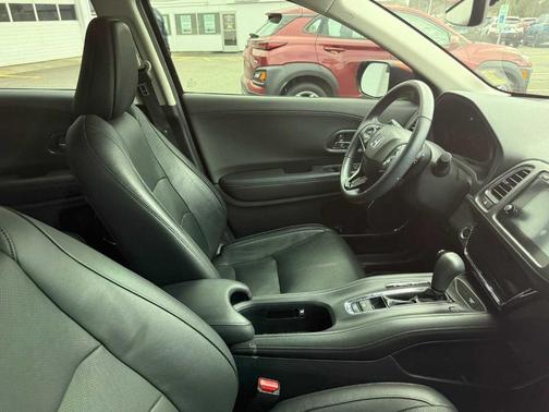 2020 Honda HR-V Touring