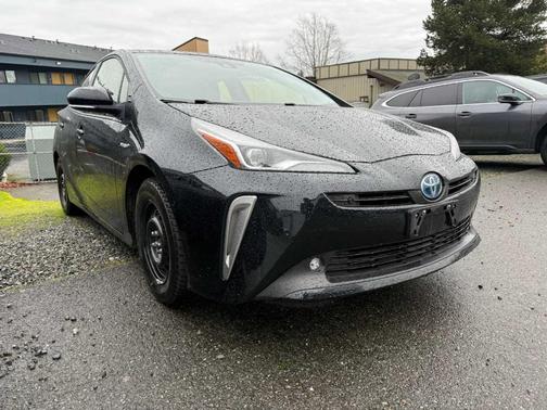 2022 Toyota Prius XLE