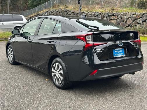 2022 Toyota Prius XLE