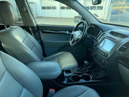 2015 Kia Sorento SX