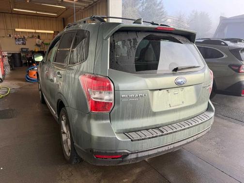 2016 Subaru Forester 2.5i Touring