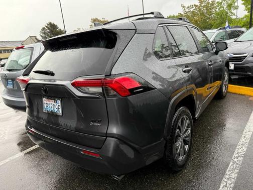 2025 Toyota RAV4 Hybrid XLE Premium