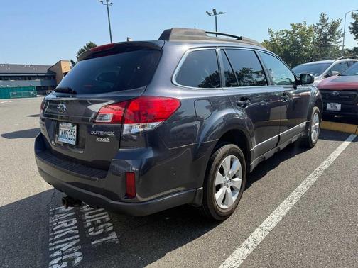 2012 Subaru Outback 2.5i Limited