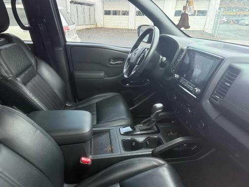 2022 Nissan Frontier PRO-X