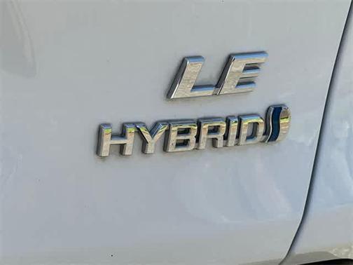 2020 Toyota RAV4 Hybrid LE