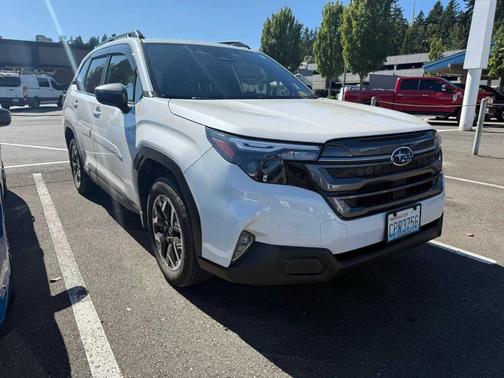 2025 Subaru Forester Premium