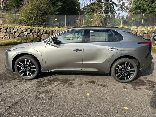 2026 Subaru Solterra Limited