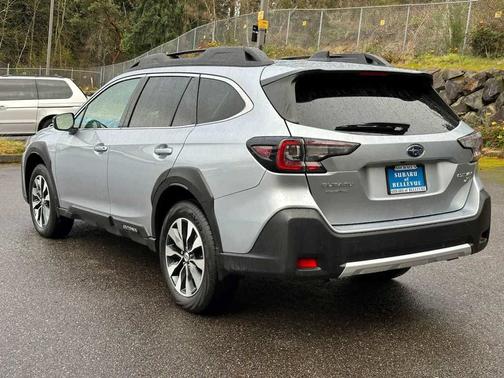 Ice Silver 2023 Subaru Outback Limited XT