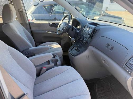 2006 Kia Sedona LX