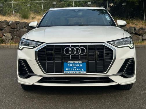2023 Audi Q3 45 S line Premium
