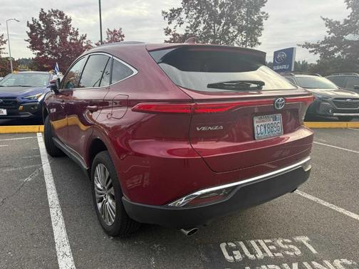 2022 Toyota Venza XLE