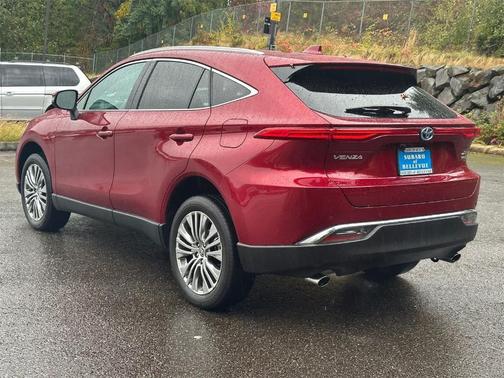 2022 Toyota Venza XLE