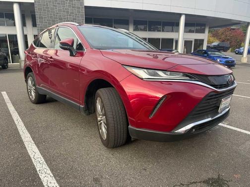 2022 Toyota Venza XLE