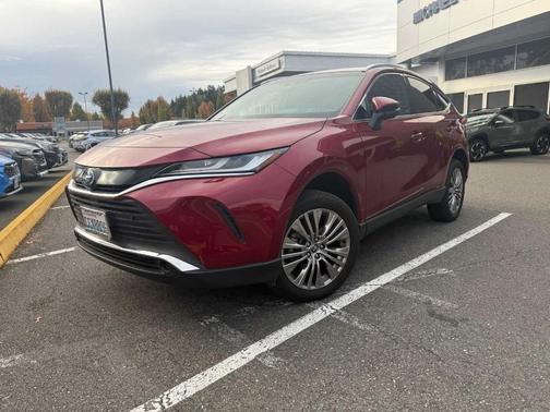 2022 Toyota Venza XLE