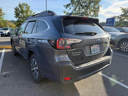 2025 Subaru Outback Premium