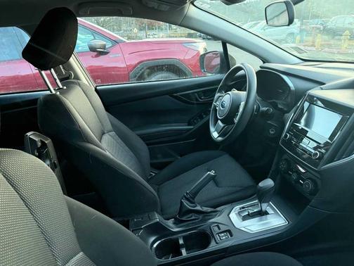 2019 Subaru Impreza 2.0i Premium
