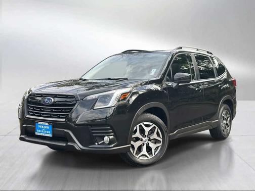 Crystal Black Silica 2023 Subaru Forester Premium