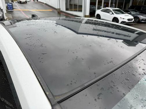 2023 Toyota Prius XLE