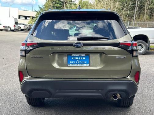 Autumn Green Metallic 2026 Subaru Forester Touring