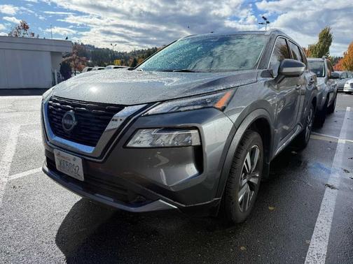 2022 Nissan Rogue SL
