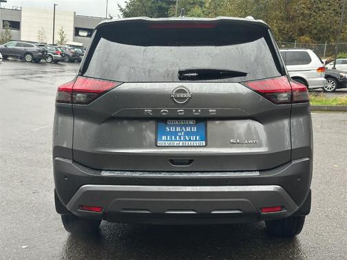 2022 Nissan Rogue SL