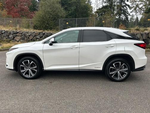 2022 Lexus RX 450h Base