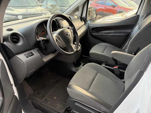2019 Nissan NV200 SV