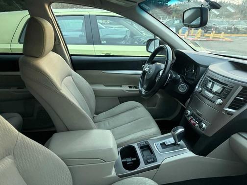 2012 Subaru Outback 2.5i Premium