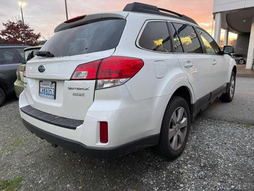 2012 Subaru Outback 2.5i Premium