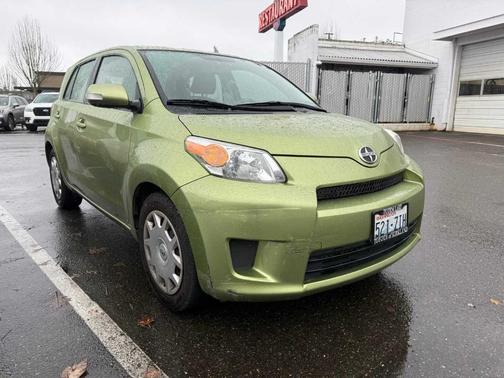 2009 Scion xD 