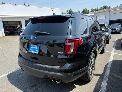 2018 Ford Explorer sport