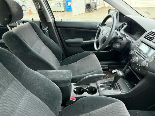 2004 Honda Accord LX