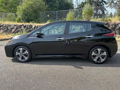 2020 Nissan Leaf SV
