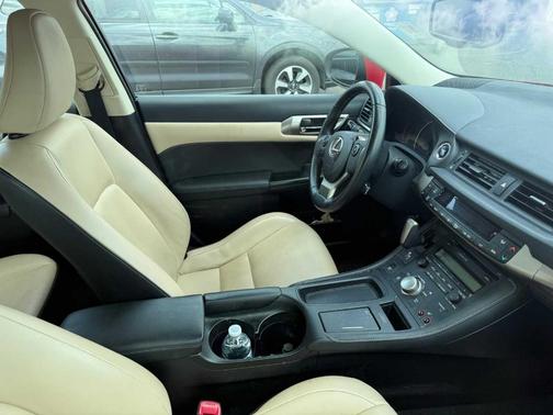 2014 Lexus CT 200h Base