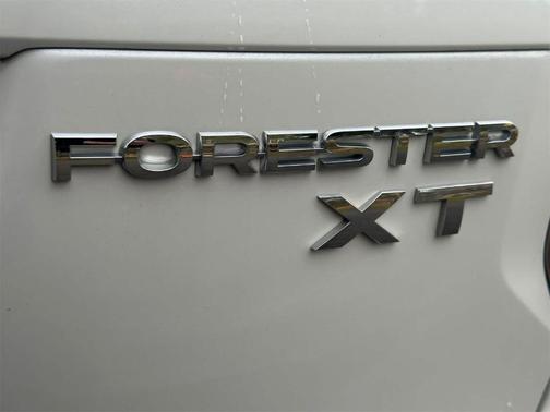 2014 Subaru Forester 2.0XT Touring