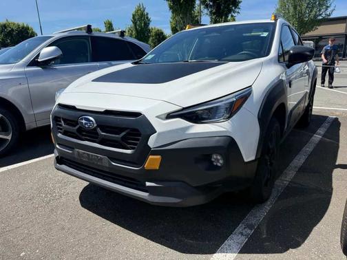 Crystal White Pearl 2024 Subaru Crosstrek Wilderness