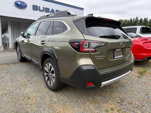 2023 Subaru Outback Touring XT
