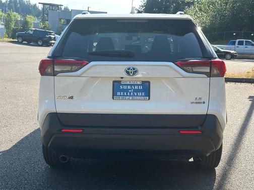 2021 Toyota RAV4 Hybrid LE