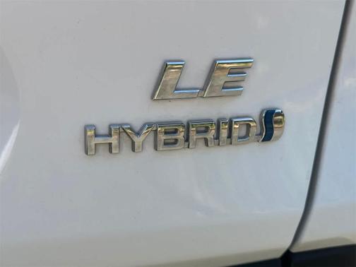 2021 Toyota RAV4 Hybrid LE