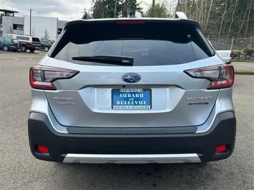 2025 Subaru Outback Touring XT