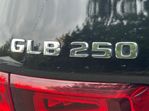 2020 Mercedes-Benz GLB 250 Base 4MATIC