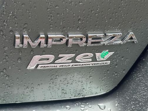 2015 Subaru Impreza 2.0i Premium