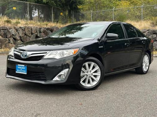 2012 Toyota Camry Hybrid XLE