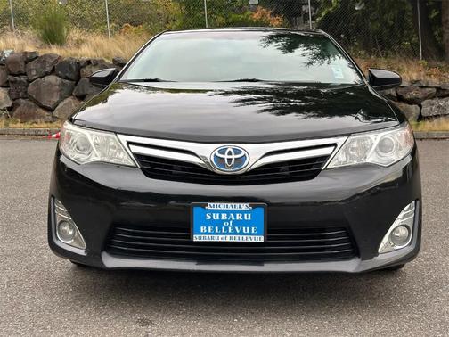 2012 Toyota Camry Hybrid XLE