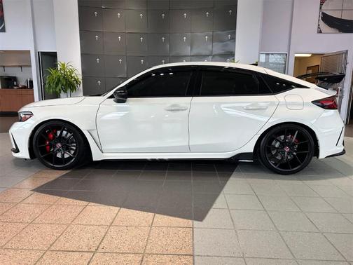 2024 Honda Civic Type R Base