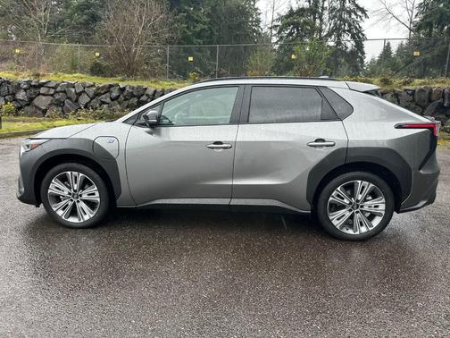 2025 Subaru Solterra Limited