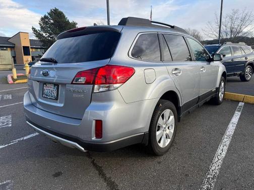 2012 Subaru Outback 2.5i Limited