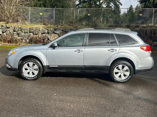 2012 Subaru Outback 2.5i Limited
